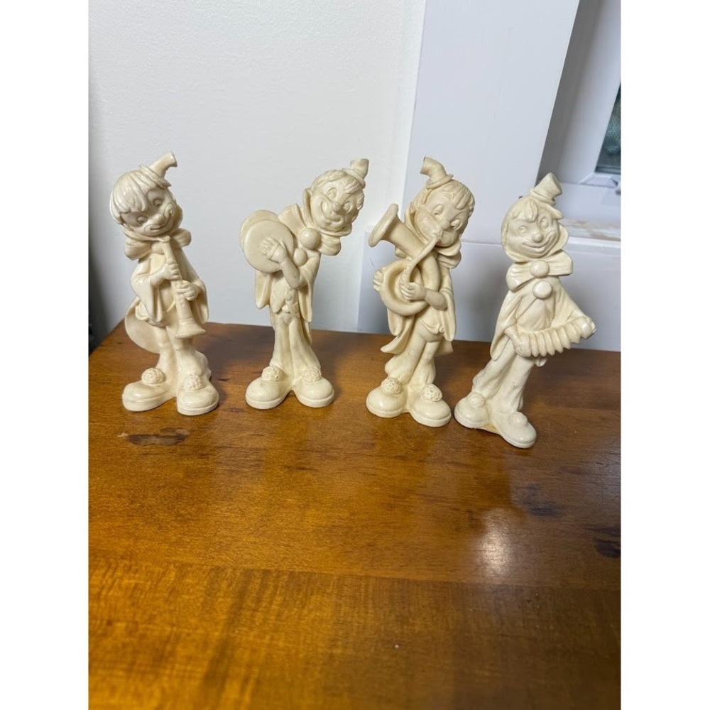 VTG Charles Serouya & Son Clown Figurines set of 4 Made in Italy Cream Resign